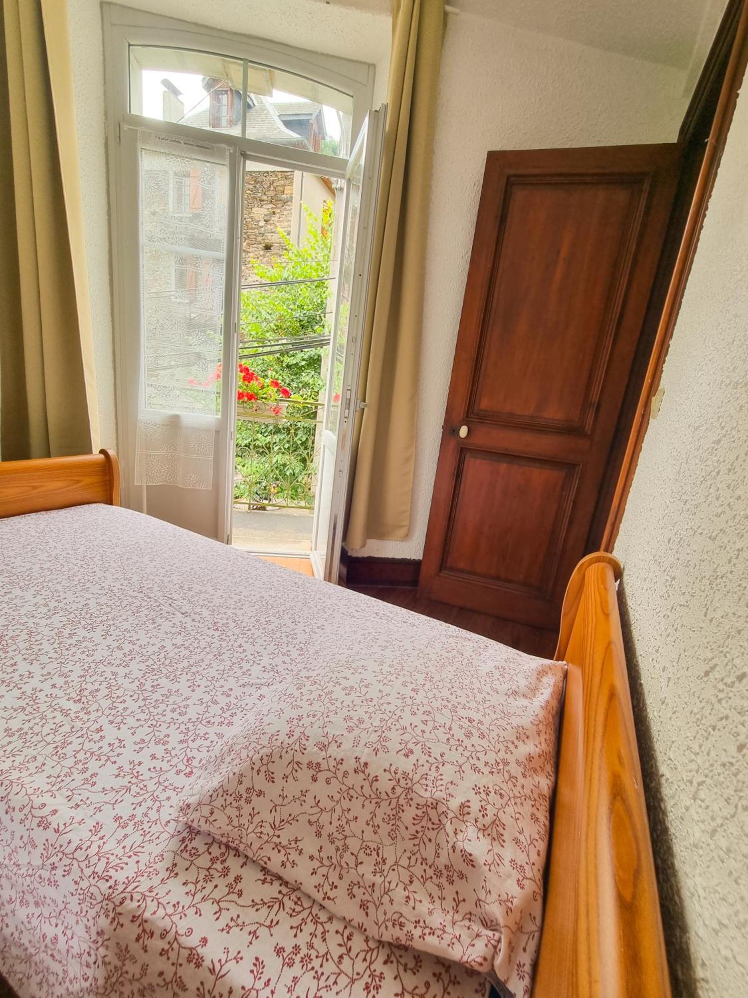 Auberge Du Crabere Melles Екстер'єр фото